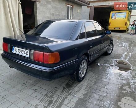 Синий Ауди 100, объемом двигателя 2.8 л и пробегом 336 тыс. км за 3500 $, фото 2 на Automoto.ua