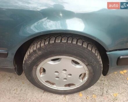 Синий Ауди 100, объемом двигателя 2.8 л и пробегом 400 тыс. км за 3200 $, фото 3 на Automoto.ua