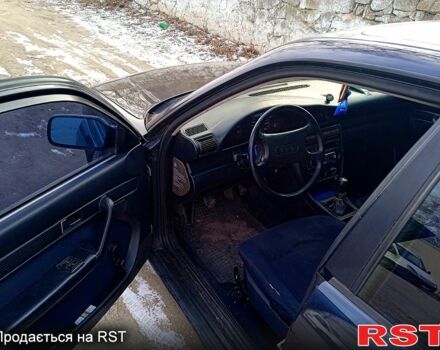 Синий Ауди 100, объемом двигателя 2.6 л и пробегом 253 тыс. км за 2450 $, фото 4 на Automoto.ua