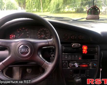 Синий Ауди 100, объемом двигателя 2.6 л и пробегом 400 тыс. км за 2800 $, фото 4 на Automoto.ua