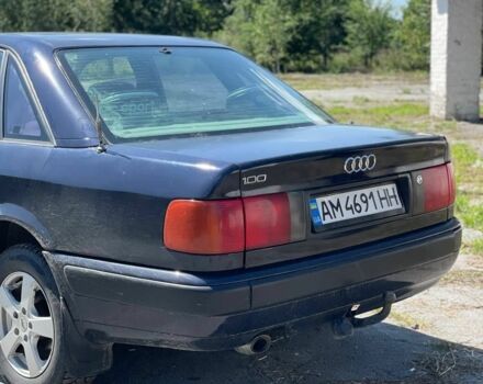 Синий Ауди 100, объемом двигателя 2 л и пробегом 196 тыс. км за 2450 $, фото 4 на Automoto.ua