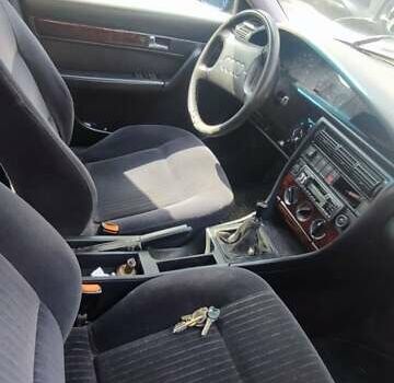 Синий Ауди 100, объемом двигателя 2.8 л и пробегом 350 тыс. км за 1750 $, фото 2 на Automoto.ua