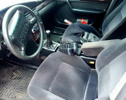 Синий Ауди 100, объемом двигателя 2.6 л и пробегом 350 тыс. км за 1900 $, фото 4 на Automoto.ua