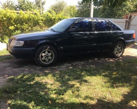 Синий Ауди 100, объемом двигателя 2 л и пробегом 900 тыс. км за 2000 $, фото 1 на Automoto.ua