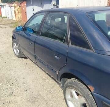 Синий Ауди 100, объемом двигателя 2.8 л и пробегом 350 тыс. км за 1750 $, фото 7 на Automoto.ua