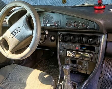 Синий Ауди 100, объемом двигателя 2.6 л и пробегом 314 тыс. км за 4000 $, фото 5 на Automoto.ua