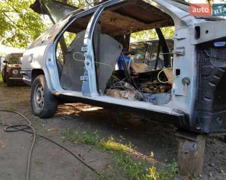 Ауди 100 1985 в Виннице на Automoto.ua Синий Ауди 100, объемом двигателя 2 л и пробегом 366 тыс. км за 3899 $, фото 8 на Automoto.ua