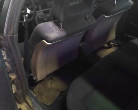 Синий Ауди 100, объемом двигателя 2.3 л и пробегом 300 тыс. км за 2200 $, фото 8 на Automoto.ua