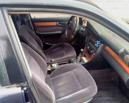 Синій Ауді 100, об'ємом двигуна 2.2 л та пробігом 300 тис. км за 1700 $, фото 3 на Automoto.ua
