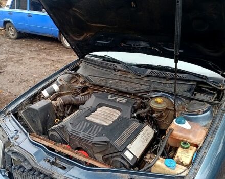 Синий Ауди 100, объемом двигателя 2.8 л и пробегом 360 тыс. км за 2900 $, фото 8 на Automoto.ua