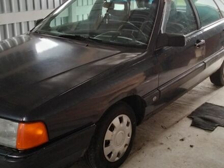 Синий Ауди 100, объемом двигателя 2 л и пробегом 180 тыс. км за 750 $, фото 1 на Automoto.ua