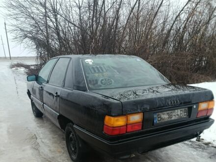 Синий Ауди 100, объемом двигателя 1.8 л и пробегом 300 тыс. км за 1045 $, фото 1 на Automoto.ua