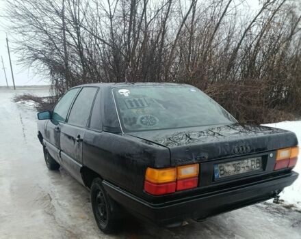 Синий Ауди 100, объемом двигателя 1.8 л и пробегом 300 тыс. км за 1045 $, фото 1 на Automoto.ua