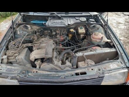 Синий Ауди 100, объемом двигателя 2 л и пробегом 500 тыс. км за 1000 $, фото 1 на Automoto.ua