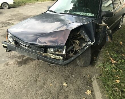 Синій Ауді 100, об'ємом двигуна 1.8 л та пробігом 200 тис. км за 750 $, фото 1 на Automoto.ua