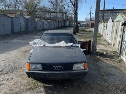 Ауди 100 1989 в Вишневом на Automoto.ua Синий Ауди 100, объемом двигателя 2 л и пробегом 400 тыс. км за 650 $, фото 1 на Automoto.ua