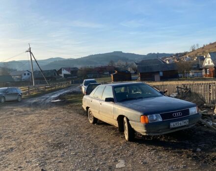 Синій Ауді 100, об'ємом двигуна 1.8 л та пробігом 400 тис. км за 1200 $, фото 1 на Automoto.ua