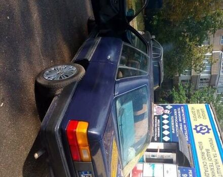 Синій Ауді 100, об'ємом двигуна 2 л та пробігом 300 тис. км за 1900 $, фото 1 на Automoto.ua