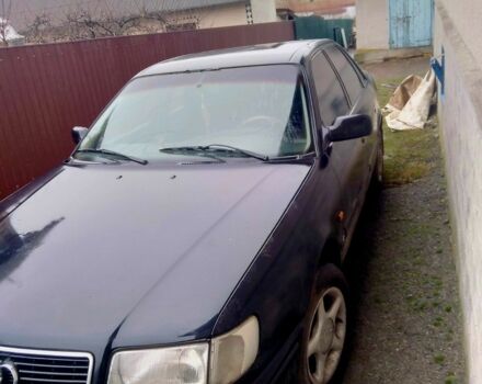 Синий Ауди 100, объемом двигателя 2.2 л и пробегом 300 тыс. км за 1700 $, фото 1 на Automoto.ua