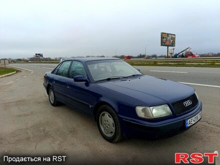 Синий Ауди 100, объемом двигателя 2 л и пробегом 315 тыс. км за 1600 $, фото 1 на Automoto.ua