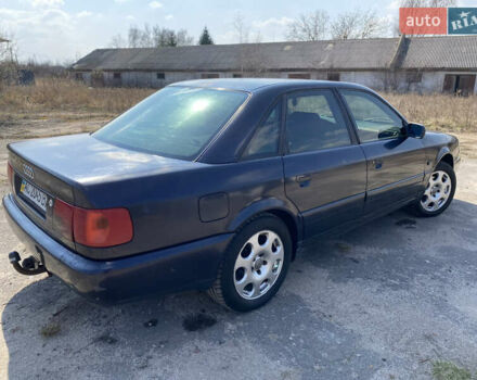 Синий Ауди 100, объемом двигателя 2.6 л и пробегом 400 тыс. км за 999 $, фото 1 на Automoto.ua