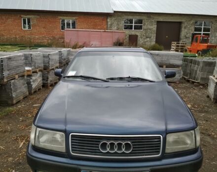 Синий Ауди 100, объемом двигателя 2 л и пробегом 250 тыс. км за 4000 $, фото 1 на Automoto.ua