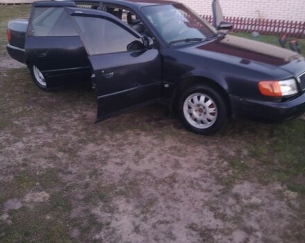 Синий Ауди 100, объемом двигателя 2 л и пробегом 123 тыс. км за 1399 $, фото 1 на Automoto.ua