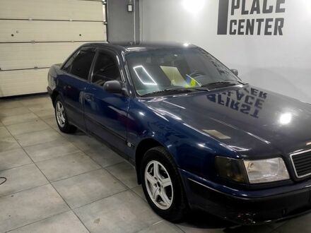 Синій Ауді 100, об'ємом двигуна 2 л та пробігом 380 тис. км за 3100 $, фото 1 на Automoto.ua