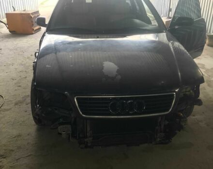 Синий Ауди 100, объемом двигателя 2.8 л и пробегом 300 тыс. км за 1500 $, фото 1 на Automoto.ua