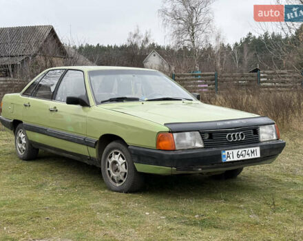Зеленый Ауди 100, объемом двигателя 2.1 л и пробегом 280 тыс. км за 1400 $, фото 6 на Automoto.ua