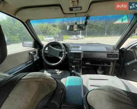 Зелений Ауді 100, об'ємом двигуна 2.2 л та пробігом 357 тис. км за 1400 $, фото 8 на Automoto.ua