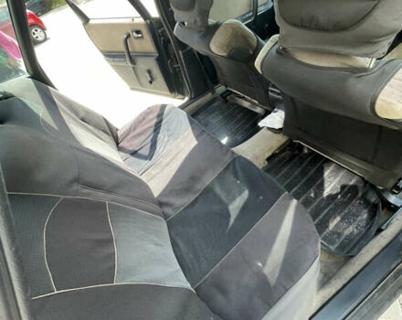 Зелений Ауді 100, об'ємом двигуна 2.2 л та пробігом 357 тис. км за 1400 $, фото 10 на Automoto.ua