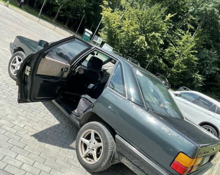 Зелений Ауді 100, об'ємом двигуна 2.2 л та пробігом 357 тис. км за 1400 $, фото 6 на Automoto.ua