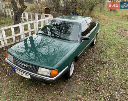 Зеленый Ауди 100, объемом двигателя 1.78 л и пробегом 338 тыс. км за 1500 $, фото 6 на Automoto.ua