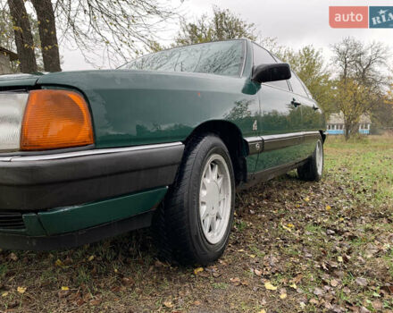 Зеленый Ауди 100, объемом двигателя 1.78 л и пробегом 338 тыс. км за 1500 $, фото 3 на Automoto.ua