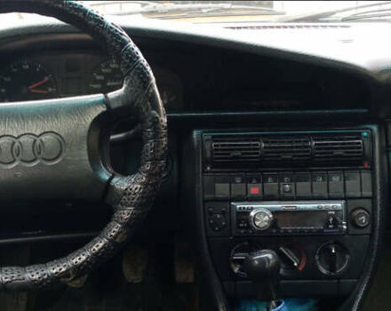 Зеленый Ауди 100, объемом двигателя 2 л и пробегом 311 тыс. км за 3200 $, фото 5 на Automoto.ua