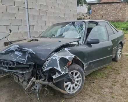 Зеленый Ауди 100, объемом двигателя 2 л и пробегом 375 тыс. км за 400 $, фото 1 на Automoto.ua