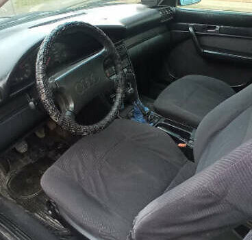 Зеленый Ауди 100, объемом двигателя 2 л и пробегом 311 тыс. км за 3200 $, фото 8 на Automoto.ua