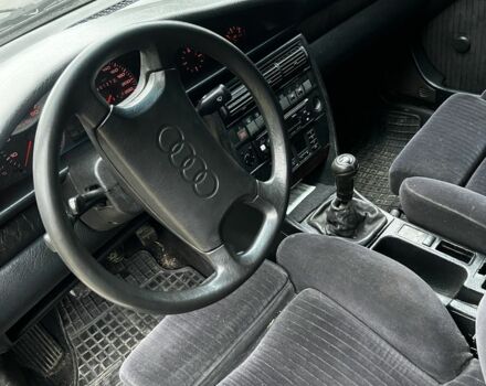 Зелений Ауді 100, об'ємом двигуна 2.3 л та пробігом 401 тис. км за 1250 $, фото 7 на Automoto.ua