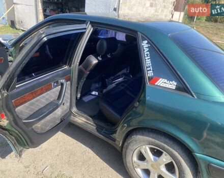 Зелений Ауді 100, об'ємом двигуна 2.8 л та пробігом 357 тис. км за 3200 $, фото 10 на Automoto.ua