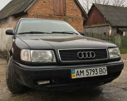 Зеленый Ауди 100, объемом двигателя 2.3 л и пробегом 300 тыс. км за 2500 $, фото 4 на Automoto.ua