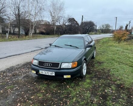 Зеленый Ауди 100, объемом двигателя 2 л и пробегом 300 тыс. км за 1700 $, фото 1 на Automoto.ua