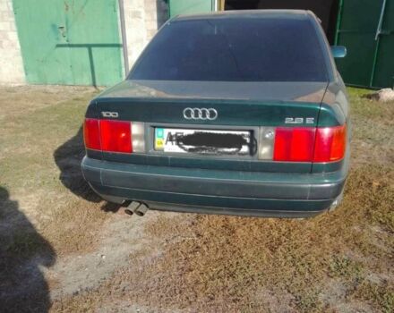 Зеленый Ауди 100, объемом двигателя 2.6 л и пробегом 379 тыс. км за 4100 $, фото 3 на Automoto.ua