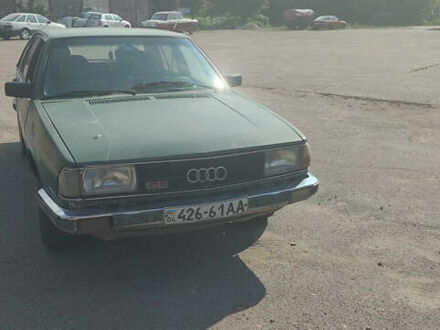 Ауди 100 1981 в Черняхове на Automoto.ua Зеленый Ауди 100, объемом двигателя 2.1 л и пробегом 273 тыс. км за 721 $, фото 1 на Automoto.ua