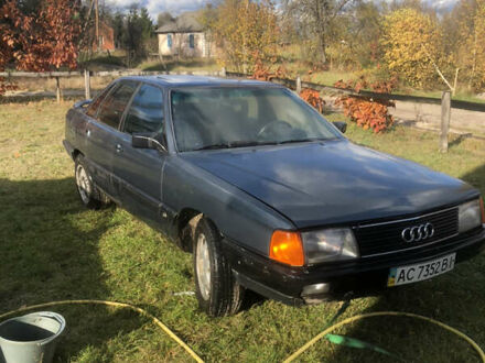 Ауди 100 1988 в Маневичах на Automoto.ua Зеленый Ауди 100, объемом двигателя 2 л и пробегом 333 тыс. км за 750 $, фото 1 на Automoto.ua