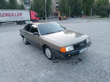 Ауди 100 1990 в Каменце-Подольском на Automoto.ua Зеленый Ауди 100, объемом двигателя 2 л и пробегом 200 тыс. км за 1600 $, фото 1 на Automoto.ua