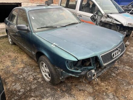 Зеленый Ауди 100, объемом двигателя 2.3 л и пробегом 215 тыс. км за 700 $, фото 1 на Automoto.ua