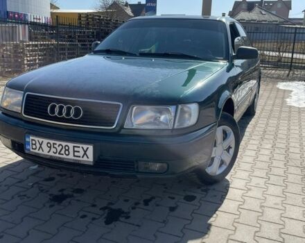 Зеленый Ауди 100, объемом двигателя 2 л и пробегом 599 тыс. км за 1900 $, фото 1 на Automoto.ua