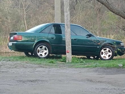 Ауді 100 1994 у Оратове на Automoto.ua Зелений Ауді 100, об'ємом двигуна 2.5 л та пробігом 500 тис. км за 2000 $, фото 1 на Automoto.ua