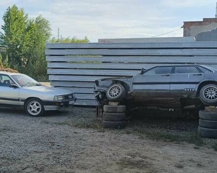 Серый Ауди 200, объемом двигателя 2.2 л и пробегом 500 тыс. км за 4200 $, фото 1 на Automoto.ua